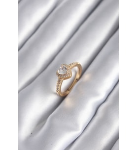 Pirinç Gold Renk Zirkon Taşlı Kalp Charm Model Kadın Yüzük TJ-BYK2959