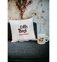 Evin Beyi Kupa Bardak ve Yastık Set (Beyaz)