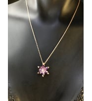 VOG LOTUS ÇİÇEĞİ SERİSİ MOR TAŞLI ROZE RENK 925 AYAR GÜMÜŞ KOLYE SARI,ROZE SEÇENEĞİ (Rose)