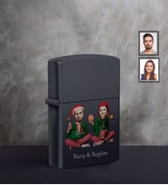 Kişiye Özel Yılbaşı Sevgili Karikatürlü UV Baskılı Siyah Benzinli Çakmak Model-5