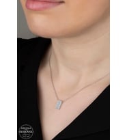 SWAROVSKİ CRYSTAL DİK DÖRTGEN 925 AYAR GÜMÜŞ KOLYE