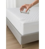 Alezi Pamuklu Kapitone Fitted Full Kenar Sıvı Geçirmez Yatak Koruyucu Beyaz (200 x 200)