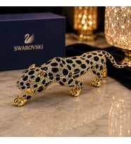 Swarovski Taşlı Dekoratif Leopar Biblo – Lüks Siyah Gold Tasarım 40 Cm