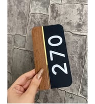 Natural Wooden Serisi Siyah Mat Kapı Numarası