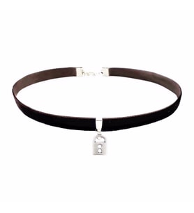 Kahverengi Kadife Kilit Choker