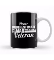 Never Underestimate An Old Man Who Is a Veteran Kupa Bardak Porselen