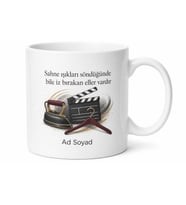 Kostüm Sorumlusu Ütü Yapan Devamlılık Takip Eden Set Arkası Kupa Hediye
