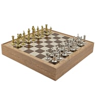 GiftHome Orta Boy Metal ROMA İMPARATORLUĞU Satranç Takımı Parlak ve Rustik Desenli Sandıklı MDF Tahtası(36X36X6 cm.)