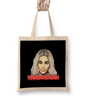 Kim Kardashian Bez Çanta Uzun Saplı