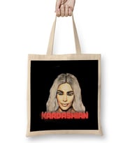 Kim Kardashian Bez Çanta Uzun Saplı