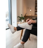 Enoch Erkek Beyaz Üçgen Logo Detaylı Perfore Burunlu Günlük Casual Spor Ayakkabı Sneaker