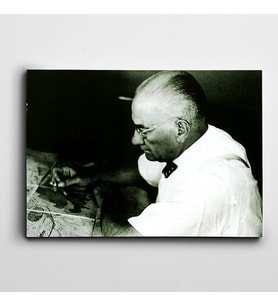 Atatürk Gözlükle Kanvas Tablo