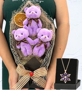 Büyük Boy 3'lü Tasarım Peluş Ayıcık Buketi ve Gerçek Ametist Taşlı Lotus Kolye (Model 2)