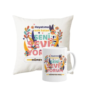 Sevgiliye Özel Hayata Renk Katan Yastık Kupa Seti