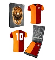 Galatasaray Orijinal Metin Oktay T-Shirt Hediyelik Aslan Baskılı Ahşap Kutu (Sarı-Kırmızı)
