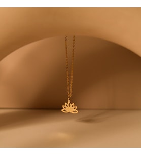 Kişiye Özel 925 Ayar Gümüş Minimalist Lotus Çiçeği Kolye (Gold)