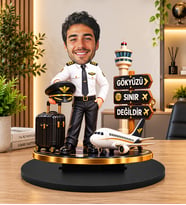 Kişiye Özel Pilot Biblosu – Fotoğraftan 3D Karikatür Kaptan Pilot Figürü, Uçaklı ve Valizli Havacılık Hediyesi