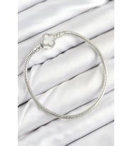 Pirinç Charm Zirkon Taşlı Yonca Model Gümüş Renk Kadın Bileklik 5886 - HPSBYI4292-1286