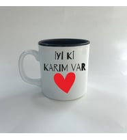İyi Ki Karım Var Baskılı Siyah Multi Sevgililer Günü Kupası