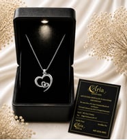 Kalp Kolye Doğal Pırlantalı – 925 Ayar Gümüş - 18 Ayar Gerçek Altın Kaplama - Işıklı Kutu ve Sertifikalı