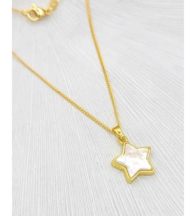 Çerçeveli Yıldız Sedef Gold Kolye