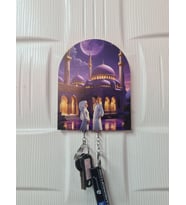 Camii ve Başörtülü Kadın ve Erkek Figürlü Ahşap Anahtarlık ve Askılık