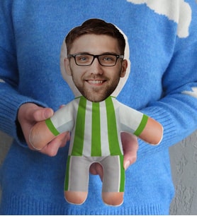 BK Gift Kişiye Özel Fotoğraflı Yeşil Beyaz Futbolcu Bebek Yastık-1
