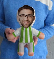 BK Gift Kişiye Özel Fotoğraflı Yeşil Beyaz Futbolcu Bebek Yastık-1