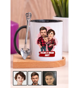 Üç Kişilik Aileye İlginç Hediye Karikatürlü Ahşap Altlıklı Siyah Kupa Bardak