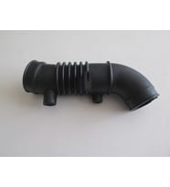 Mazda 323 Familia 95/97 Hava Fi·ltre Hortumu 1.8cc