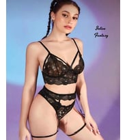 Intive Fantasy Siyah Dantelli Büstiyerli Bacak Aksesuarlı Jartiyer Takım