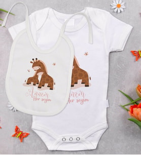 BK Kids Annem Her Şeyim Tasarımlı Bebek Body Zıbın ve Mama Önlüğü Hediye Seti - Model 2