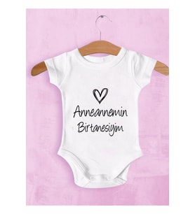 Bebek Beyaz Anneannemin Birtanesiyim