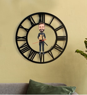 Kişiye Özel Kurye Karikatür 3D Ahşap Mdf Duvar Saati 249