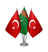 Masa Üstü Türkmenistan Bayrağı Türk Bayrağı Üçlü Krom Direk Masa Bayrak Seti