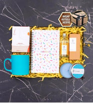 Dekoratif Ahşap Kutulu Hediye Seti & Defter, Bitki Çayı, Kupa Bardak, Kolanya, Mum