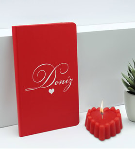 BK Gift Kişiye Özel İsimli Kırmızı Defter ve Kokulu Kalp Mum Hediye Seti-10, Sevgiliye Hediye, Arkadaşa Hediye