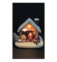 Yılbaşı Süs Işıklı Wireless Poliresin 13x11x7cm Noel Baba Hediye Çam Ağaç Ev 1 Adet