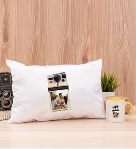 Kişye Özel Polaroid Tasarım Fotoğraflı Dikdörtgen Yastık ve Sarı Kupa