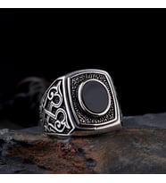 Oval Onix Taşlı Desen Motifli 925 Ayar Gümüş Erkek Yüzük (Gri)