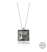 Swarovski Crystal Taşlı Kare Gümüş Kadın Kolye