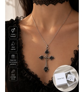 Gotik Haç Figürlü Unisex Kolye – Siyah Detaylı Alternatif Stil Zincir Kolye