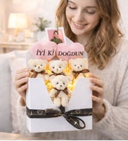 Kadınlar Gününe Özel İyi ki Doğdun Tasarımlı,Fotoğraflı Peluş Krem Ayıcık Buketi Mektup Kutu Seti