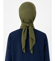 Konfor Eşarp–195x85 cm–4 Mevsim Kullanım – Terletmez, Kaymaz, Pamuk Polyester Karışımlı Rahat Eşarp (Haki)