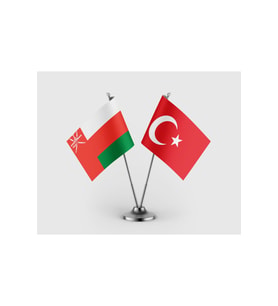 Umman ve Türkiye Bayrağı İkili Saten Masa Bayrağı Takımı