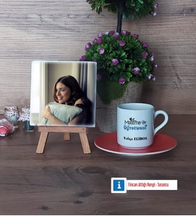 Matematik Öğretmeni Fotoğraflı Dekoratif Taş, Ahşap Altlıklı Türk Kahvesi Fincanı Hediye Matematik Öğretmenine Hediye (Model 8)