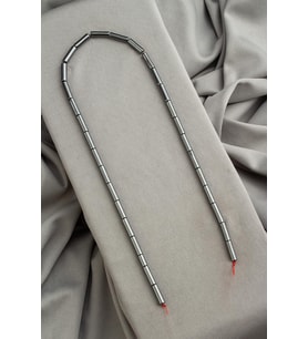 Hematit Doğal Taş Parlak Füme Silindir Kesim 4x13mm Dizi