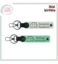 Kamp Sever Sevgiliye Anlamlı Armağan, Karavan Motifli 2’li Anahtarlık, İsme Özel, Beyaz-Açık Yeşil
