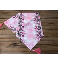 PEMBE ÇİÇEK DESENLİ RUNNER (Krem)