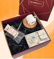 Bambu Altlıklı Kahve Fincanı & Cam Cezve & Mini Kuran, Tespih ve Zikirmatik Seti & Kahve Hediye Seti & Kadına Hediye&Anneye Hediye&Sevgiliye Hediye&Anneler Günü&Yılbaşı Hediyesi&Sevgililer Günü&Öğretmenler Günü